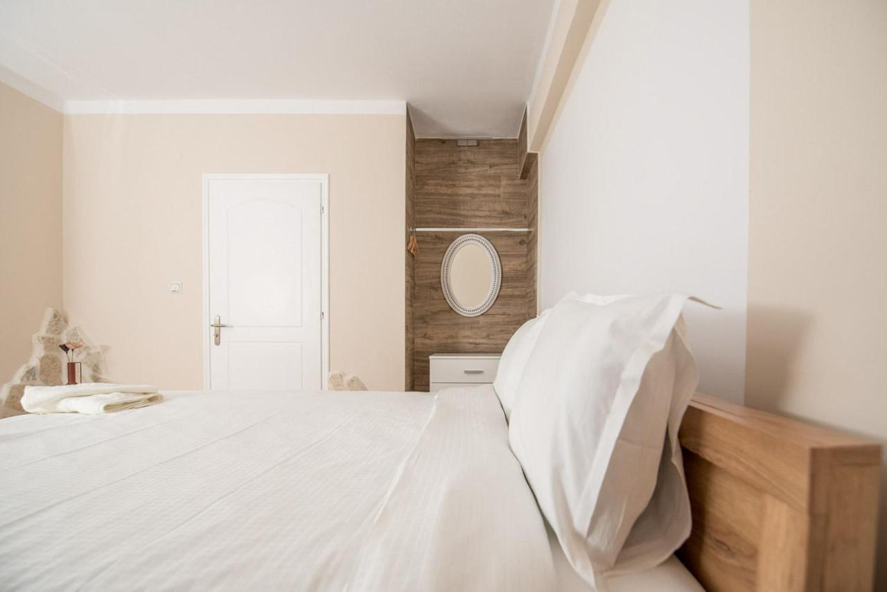 My Oneiro Apartments Ioannina Eksteriør billede