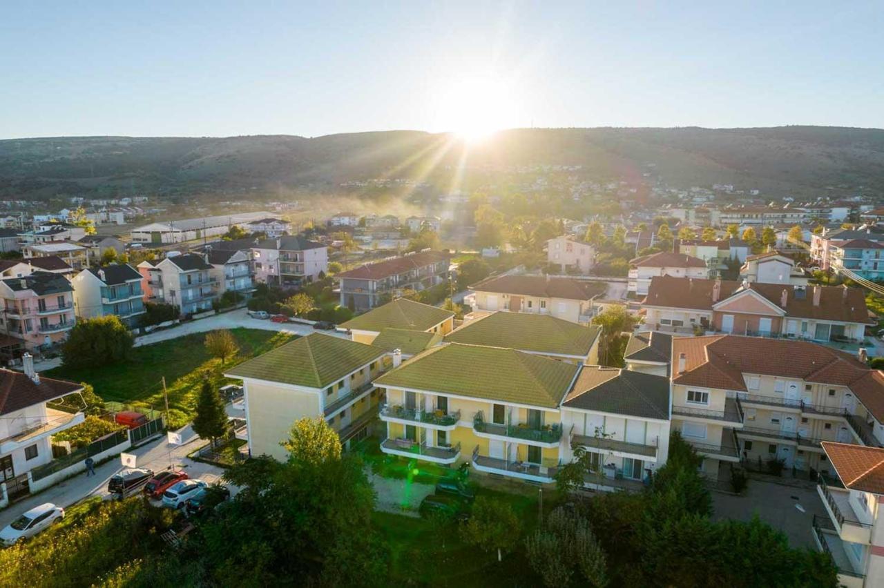 My Oneiro Apartments Ioannina Eksteriør billede